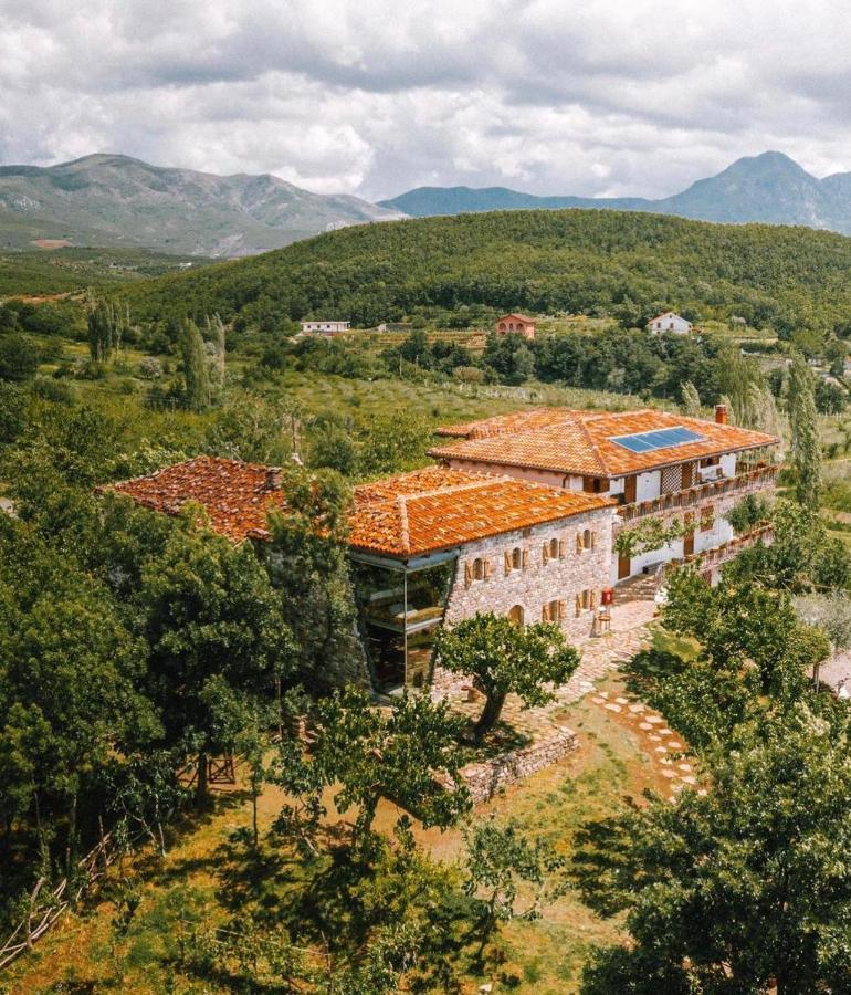 Hotel Mrizi I Zanave Agroturizem Lezhë Exterior foto